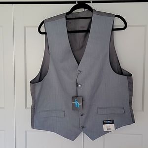 Steve Harvey Celebrity Edition Gray Suit Vest